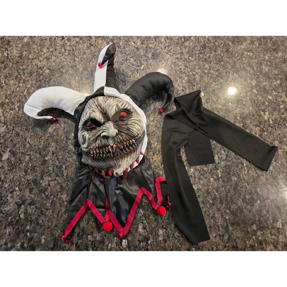 CSTM Sinister Jester Costume Set Mask Hood & Ruffle Black White Red Mens Medium